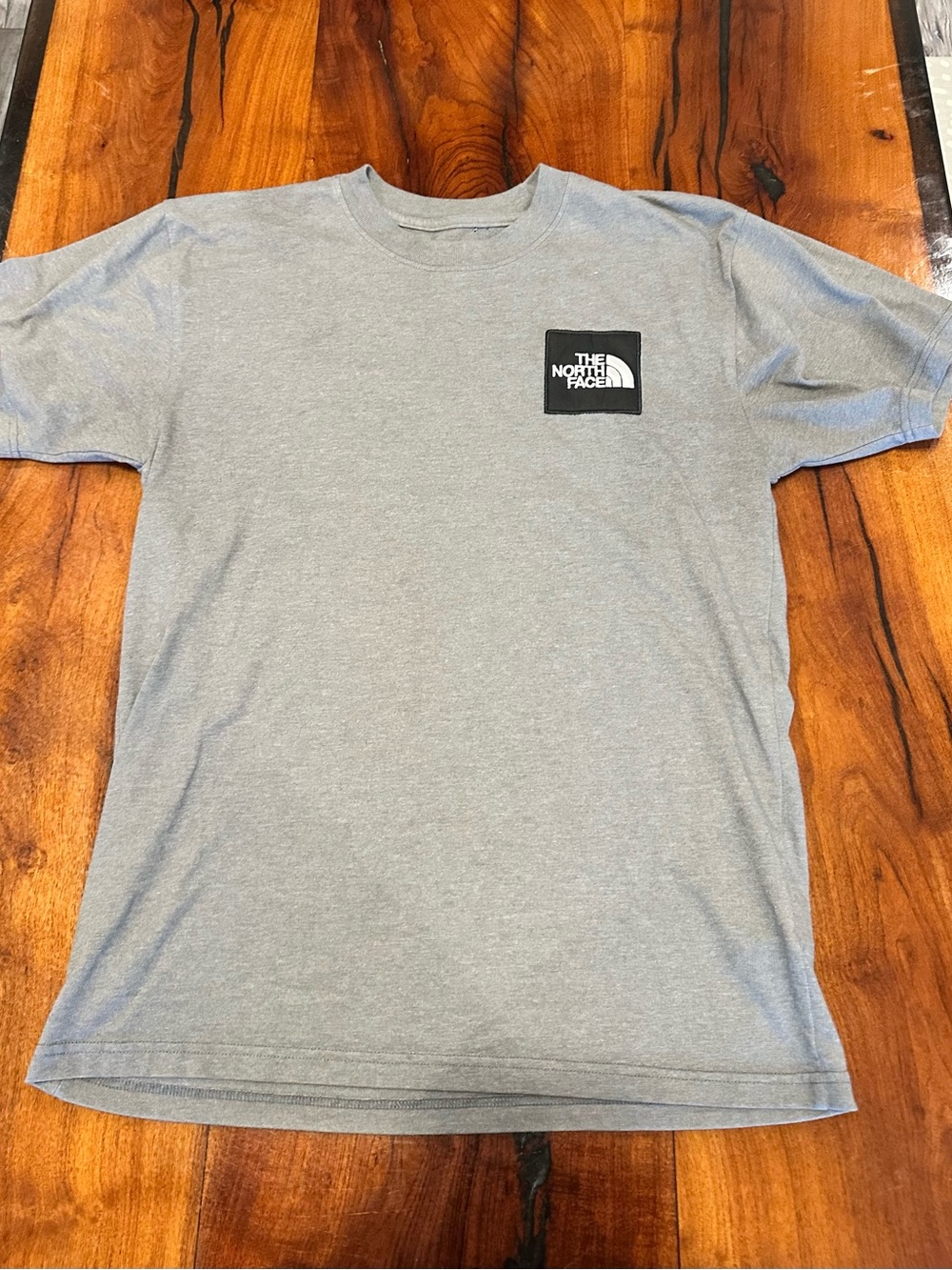The North Face Gray Box Logo T Shirt Men’s Large Short Sleeve Graphic Tee